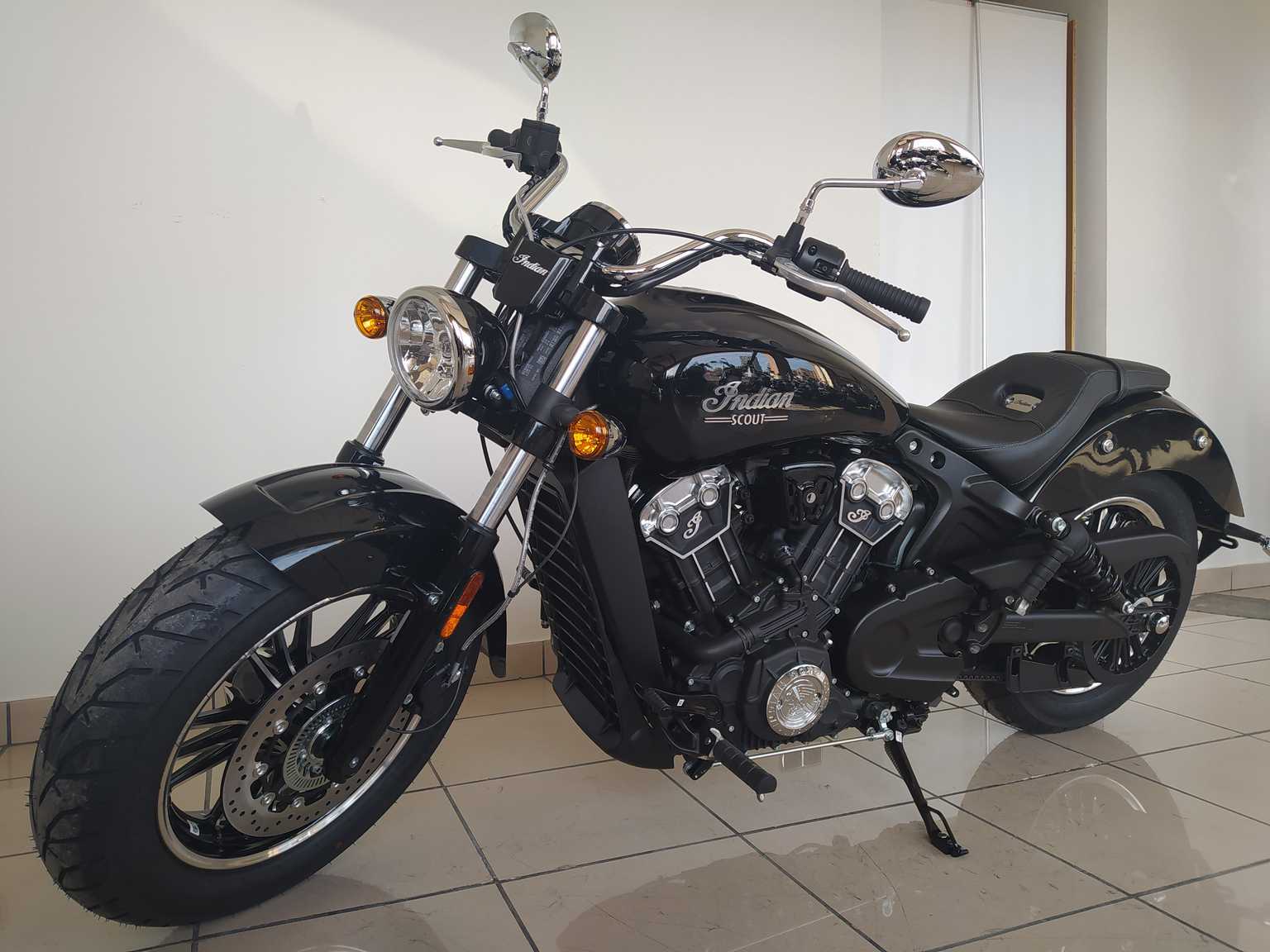 venta_moto_nueva_indian_motorcycle_scout_2023_black_metallic_ (10)