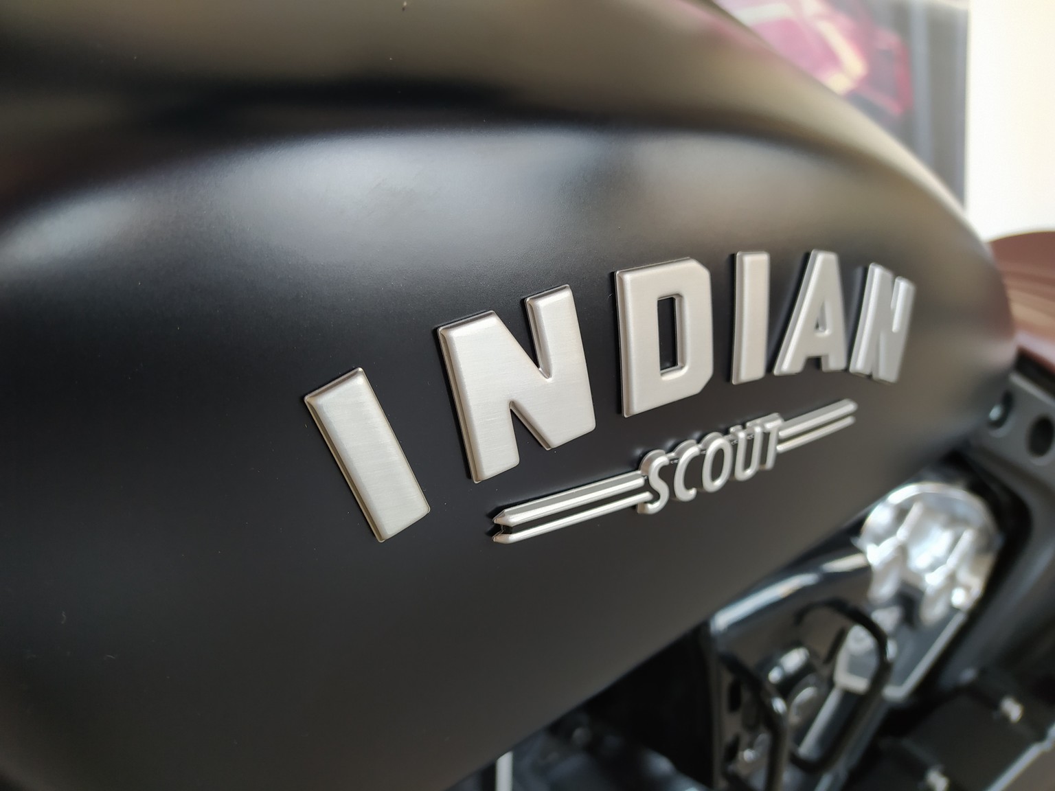 indian_motorcycle_scout_bobber_black_smoke_ (16)