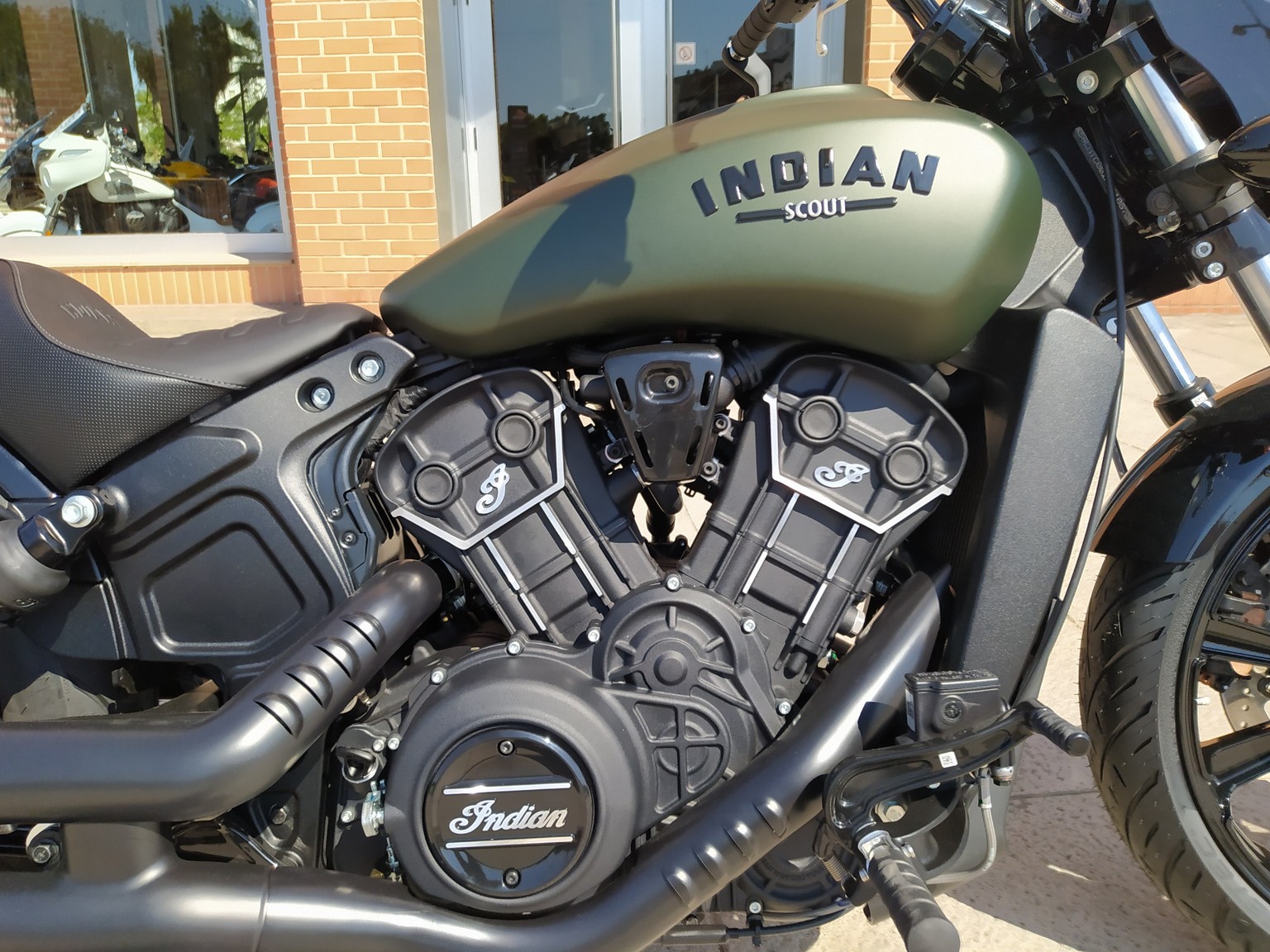 moto_nueva_indian_motorcycle_scout_rogue_ (4)