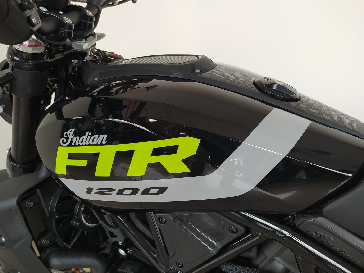 venta_moto_nueva_indian_motorcycle_ftr_1200_2023_ (17)