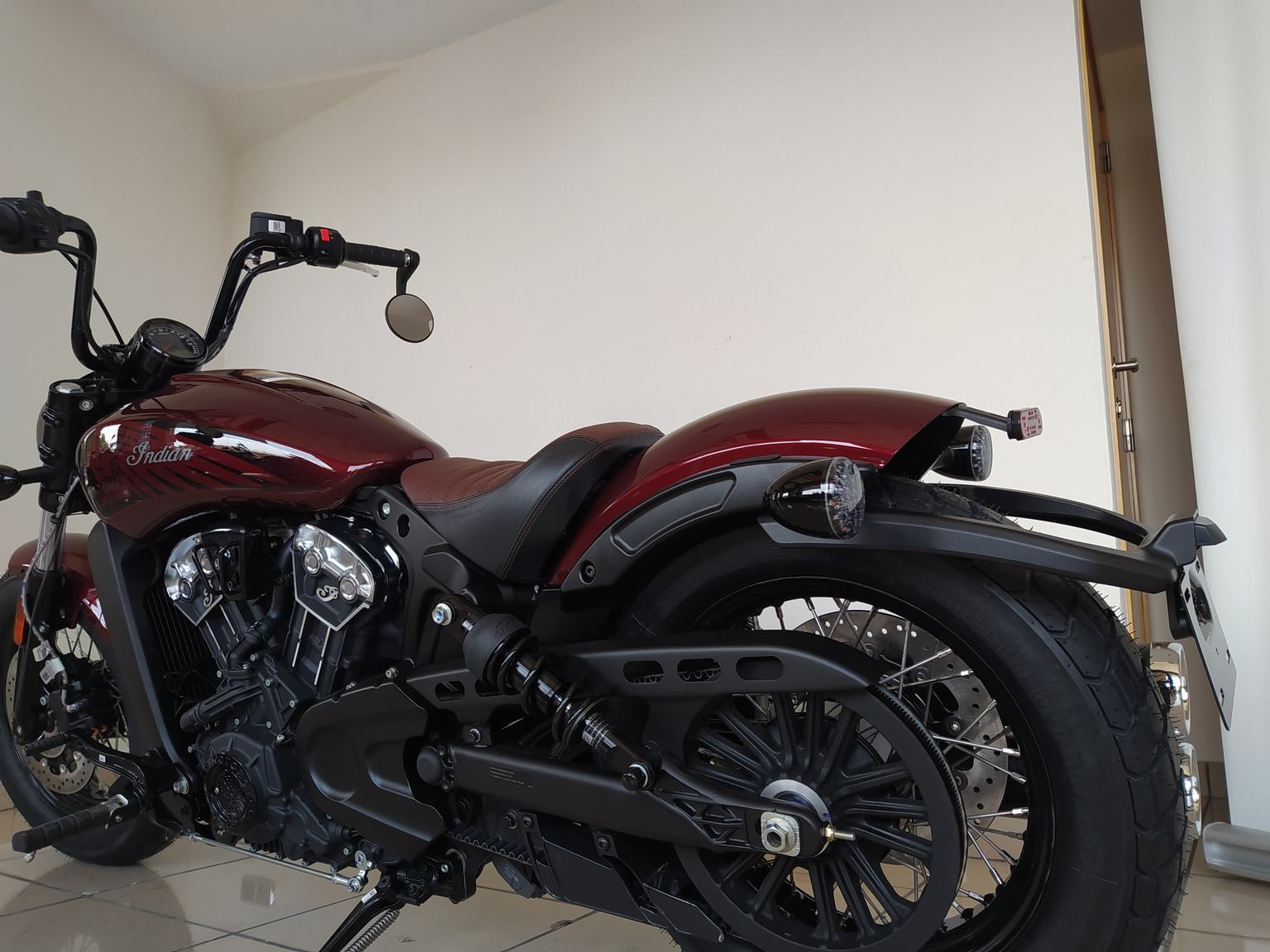 indian_motorcycle_scout_bobber_twenty_2023_nueva_ (7)