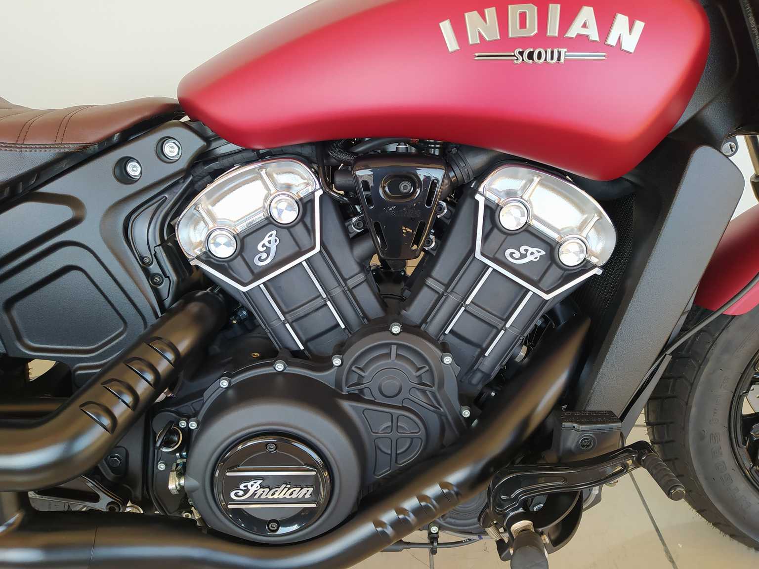 venta_moto_nueva_indian_motorycle_scout_bobber_ruby_smoke_ (2)